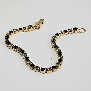 Beautiful 7" Tennis Bracelet High Quality CostumeJewelry!!